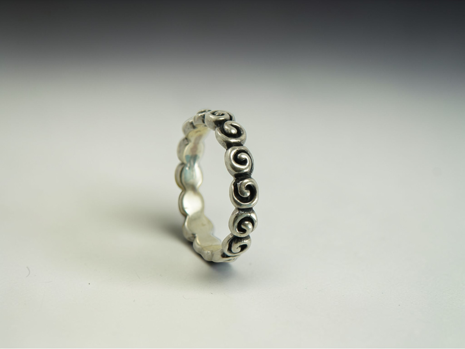 Eternal Swirl Band Ring