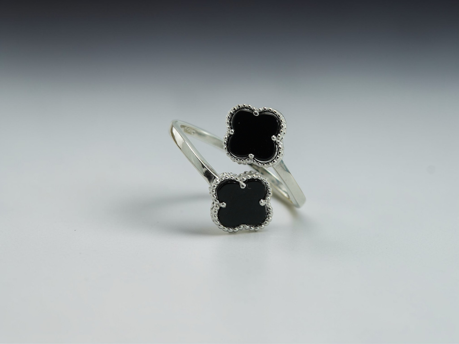 Midnight Clover Wrap Ring - Image 2
