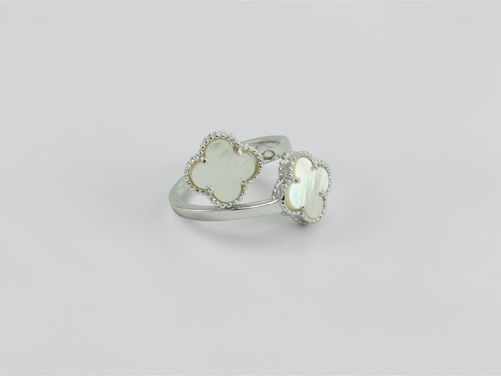 Ivory Clover Duo Ring - Image 3